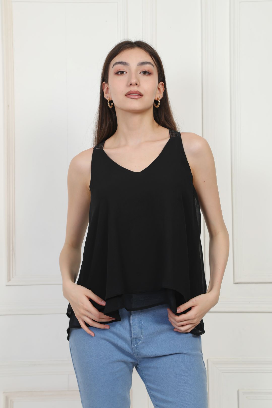 BW Black Top without Sleeves