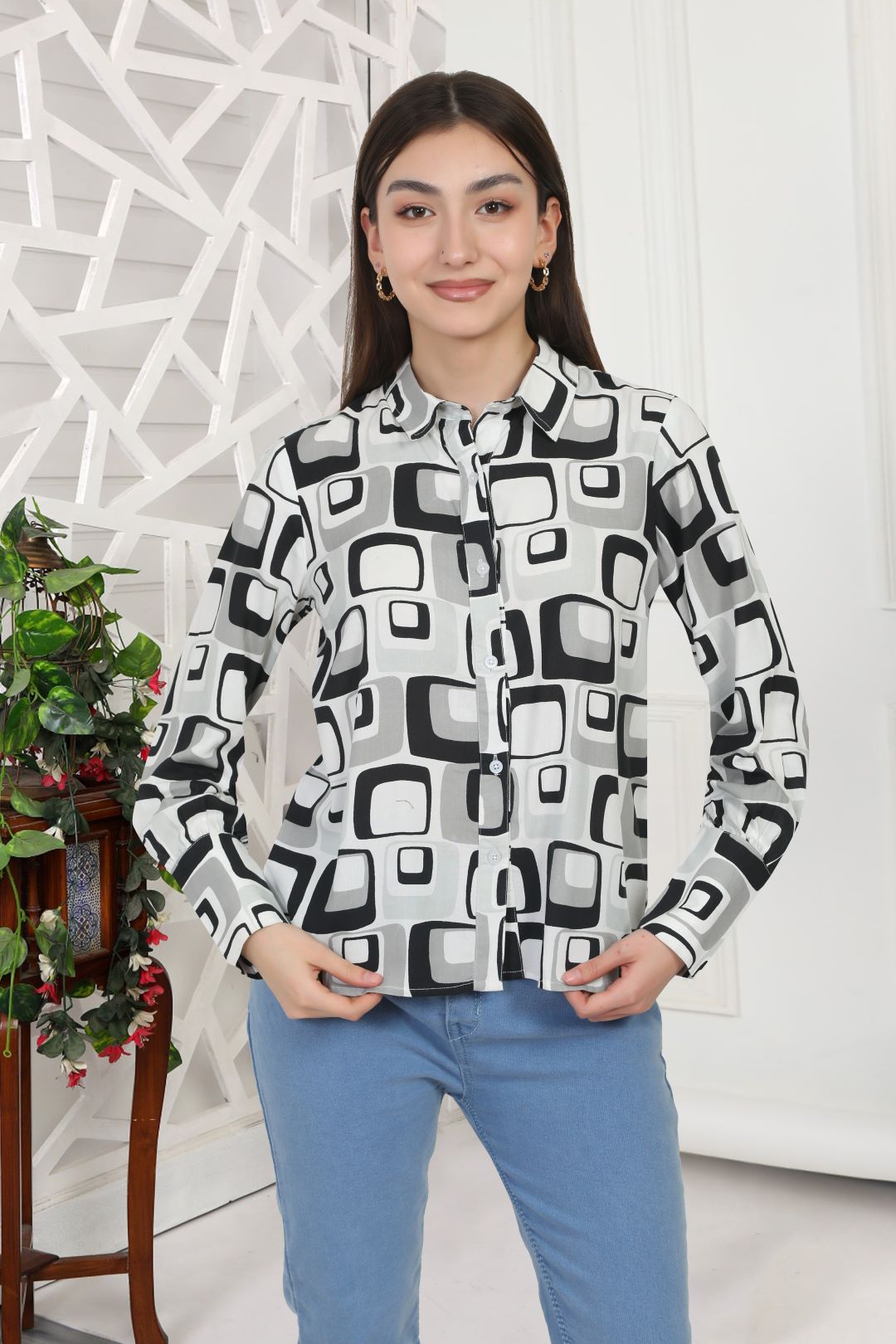 Blunt Woman Casual Wear Shirt