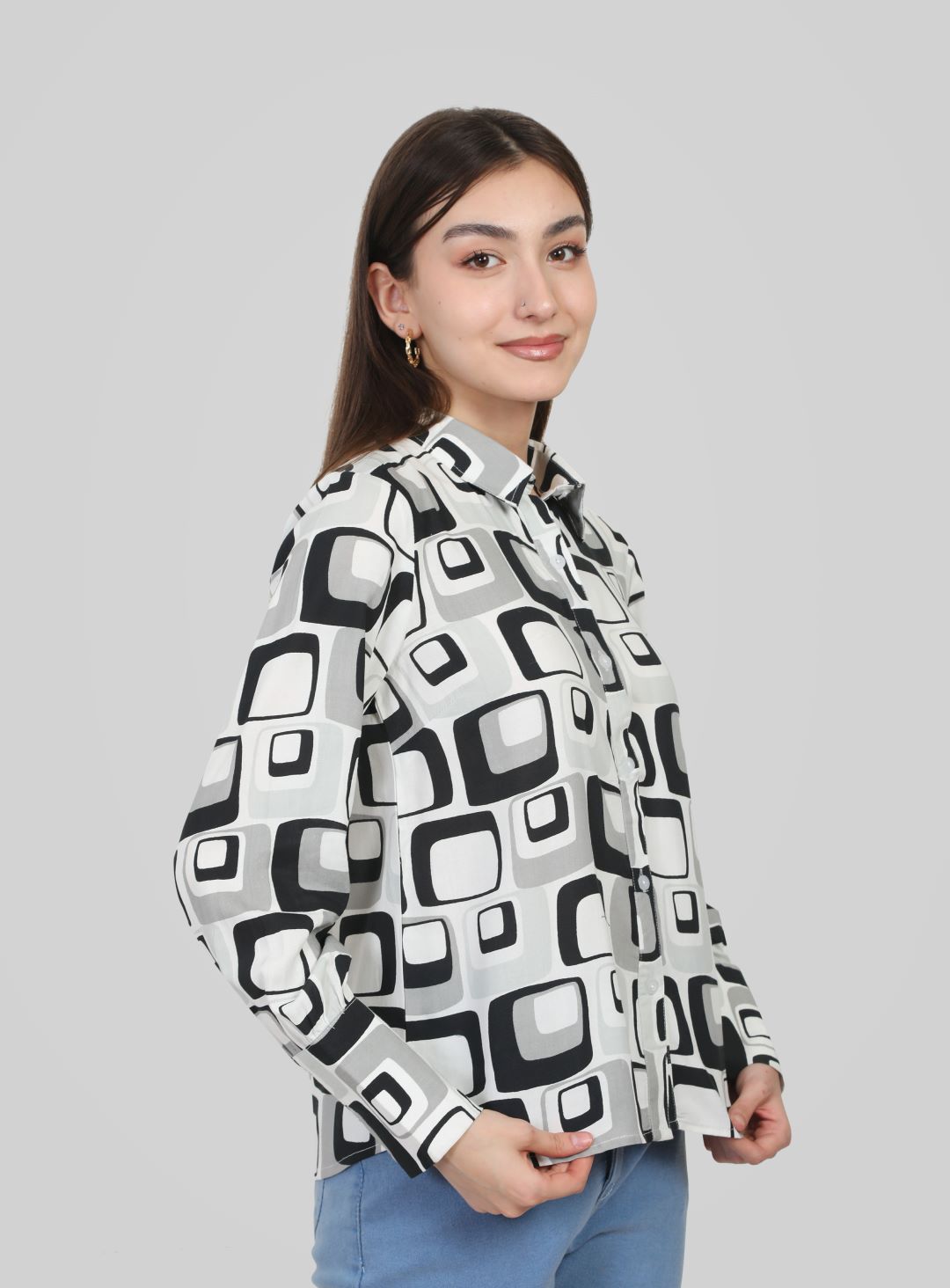 Blunt Woman Casual Wear Shirt