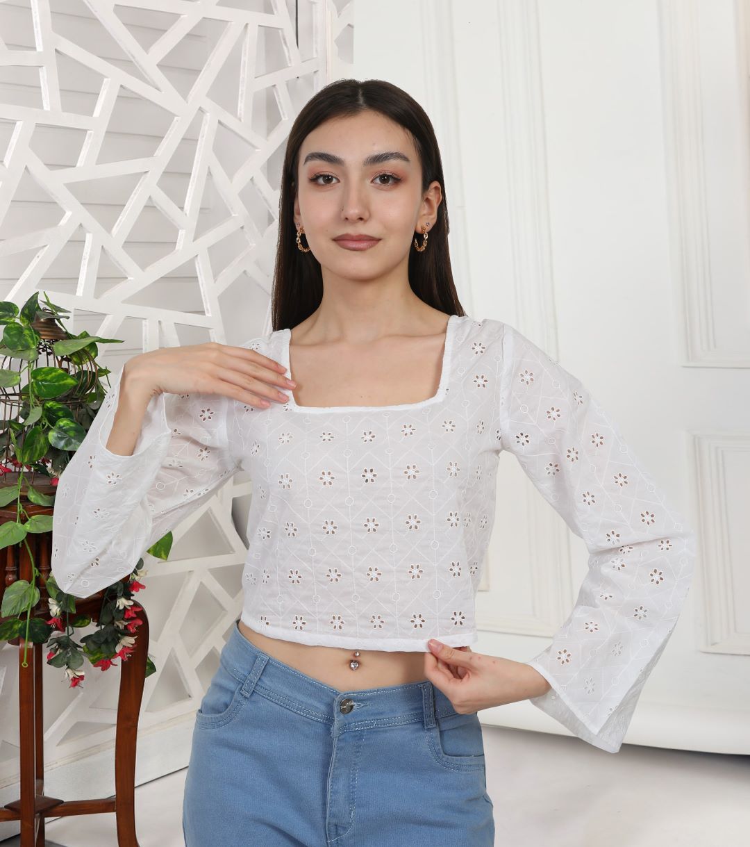 BW Full Sleeves White Top
