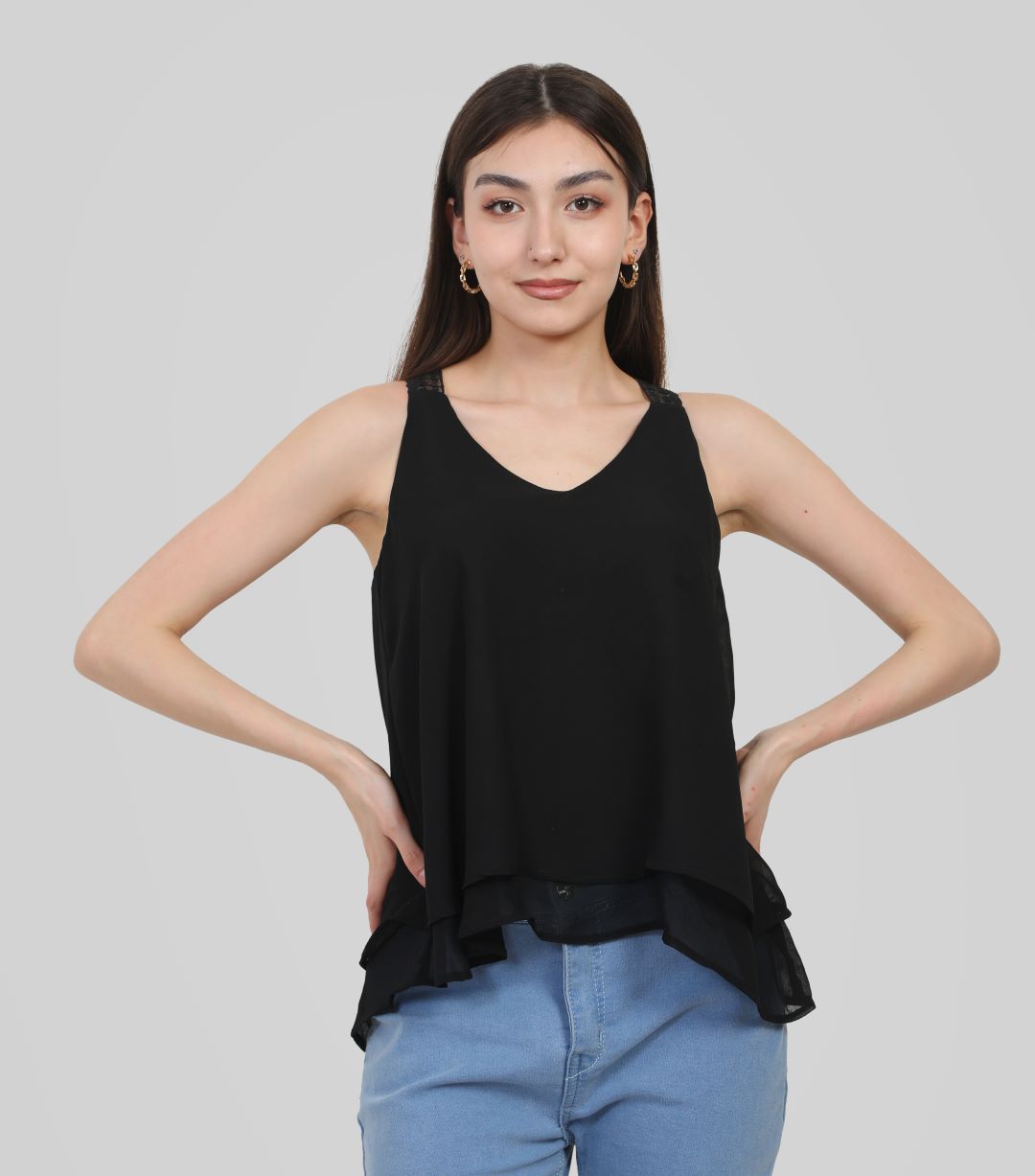 Noir Breeze Top l Black Top without Sleeves