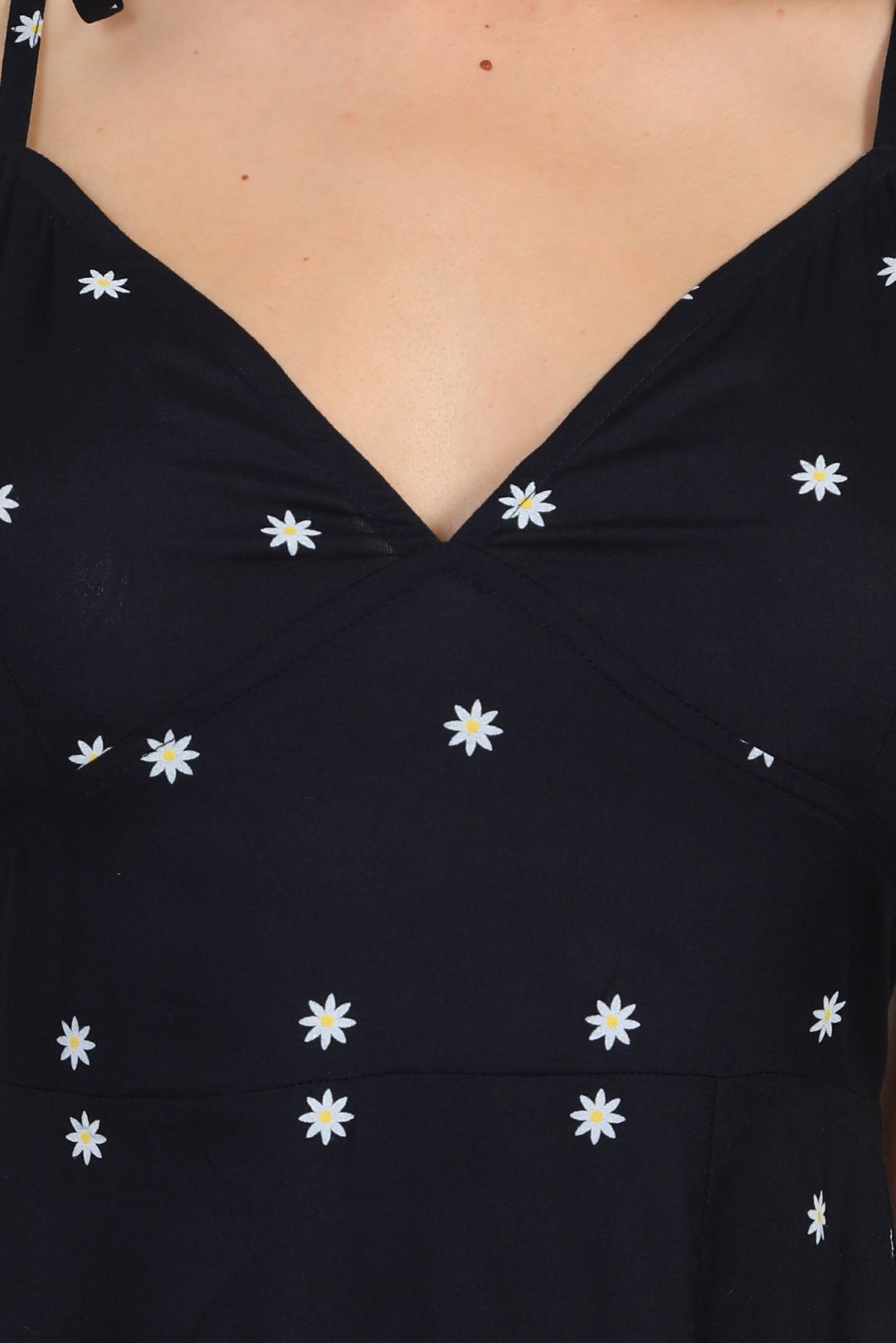 Blunt Woman Polka Dot Black Dress
